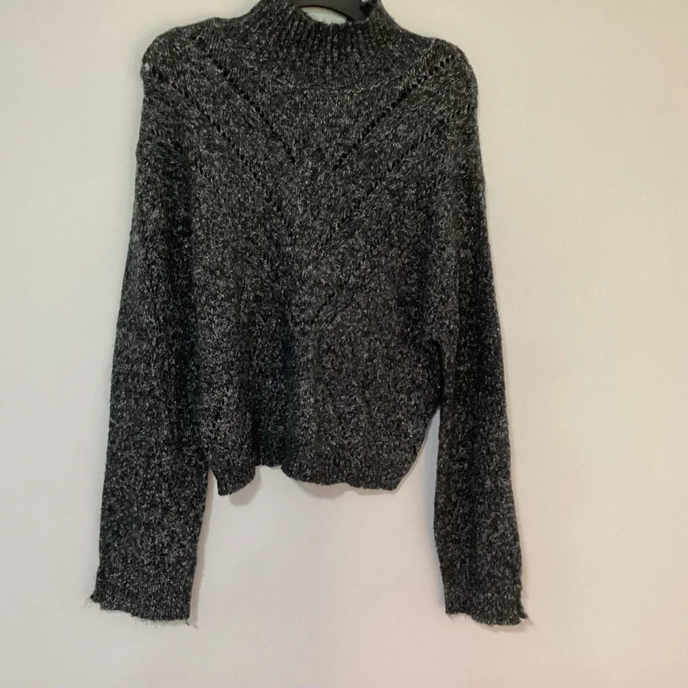 Line The Label Mock Neck Sweater NEW Medium